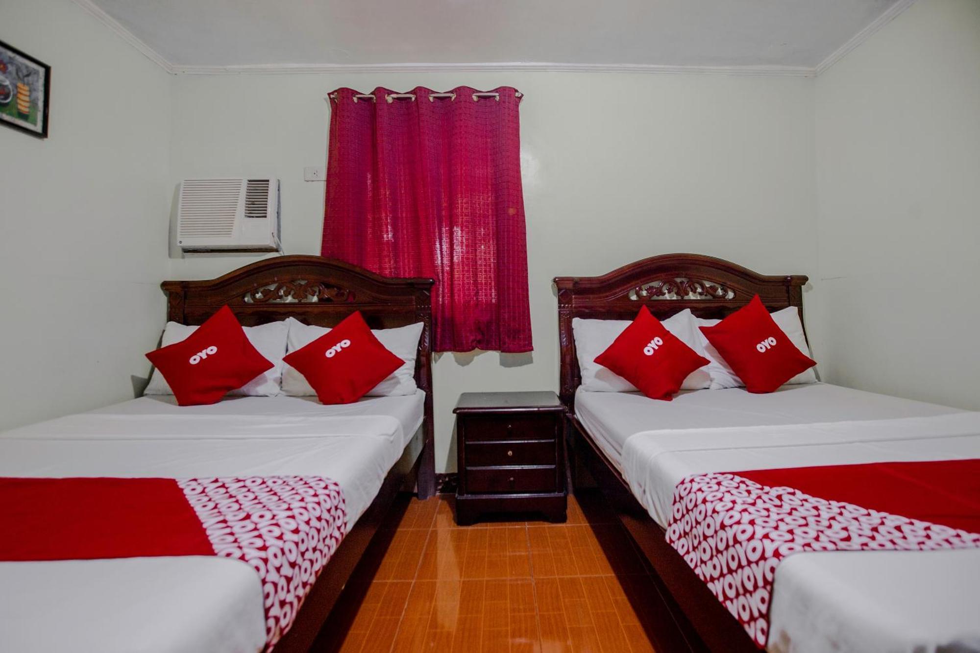 Oyo 741 Sierra Travellers Inn Tagaytay City Kültér fotó