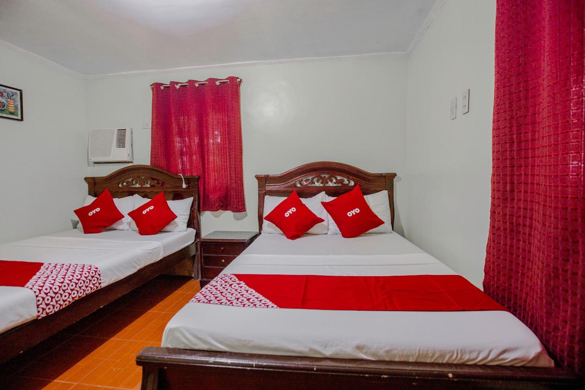 Oyo 741 Sierra Travellers Inn Tagaytay City Kültér fotó